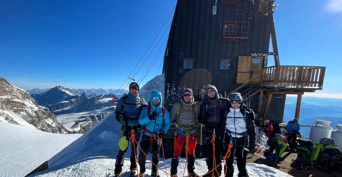 Punta Gnifetti, salita storica con partenza da Gressoney a piedi